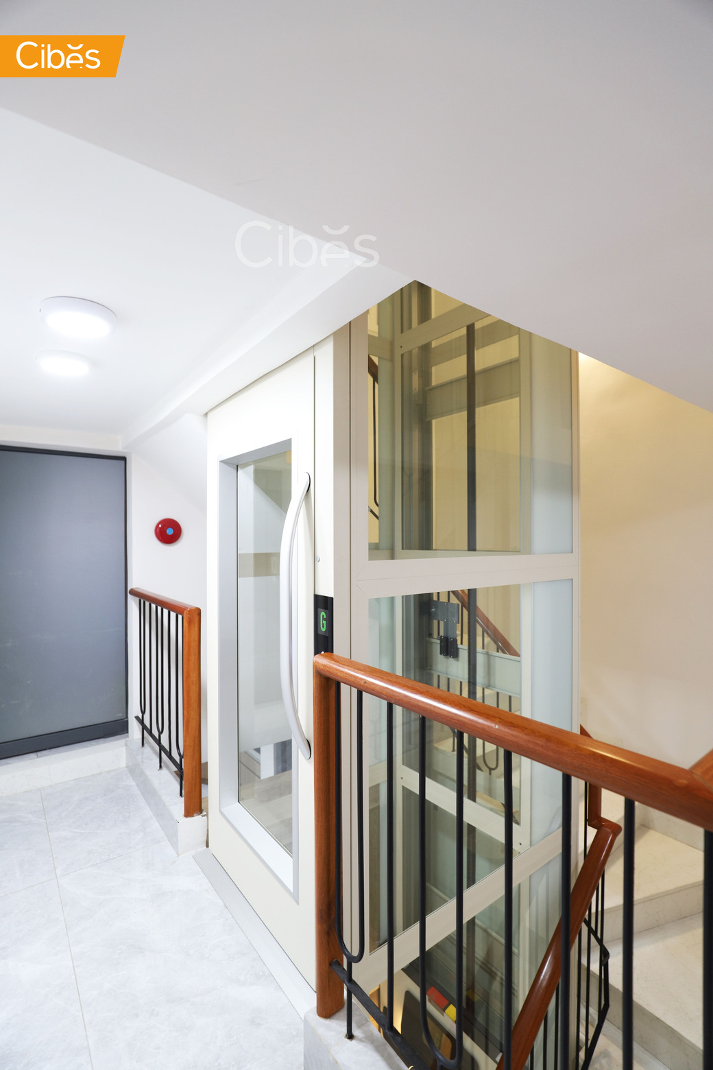 Thang máy mini thiết kế nhỏ gọn tiết & kiệm diện tích